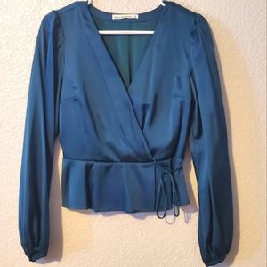 Abercrombie Long Sleeve Satin Wrap Top, Teal size Small